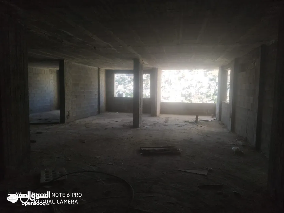 شقه عظم للبيع منطقه جميله وهادئه