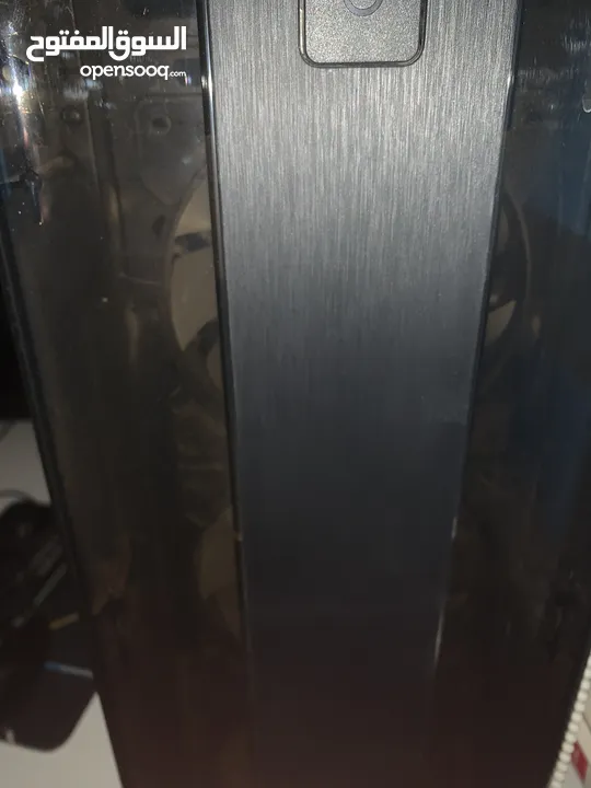 استعمال 7 اشهر فقط Pc شبه جديد و كل الموجد جديد ولا يوجد خلال في الجهاز