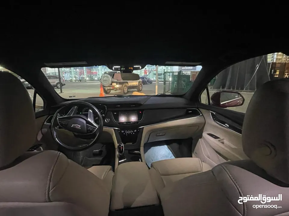 Cadillac xt5 2019 +