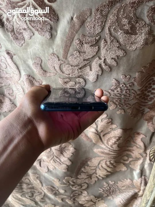سامسونج M51 ذاكراته 128 RAM:8 GB جهاز مستخدم نضيف  بطاريتو 7000ملي امبير بدل على IPhone