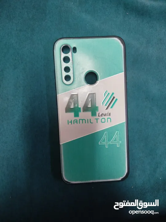 كفرات انواع متعددة اذا كنت تشتري ايفون 11 ثلاث كفرات مع بعض بحسب لك اياها على 20 شيكل