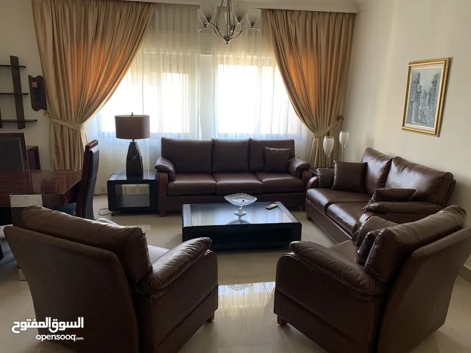 شقة ارضية للبيع - عبدون الشمالي- قرب السفارة البريطانية. Flat for sale-Abdoun-Near British embassy