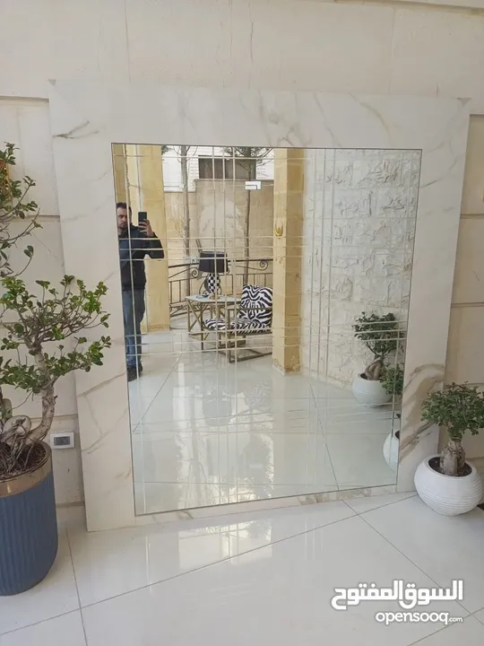 وتركيب السيكوريت والشور بوكس وجميع أعمال الزجاج والألمنيوم بجودة عالية"