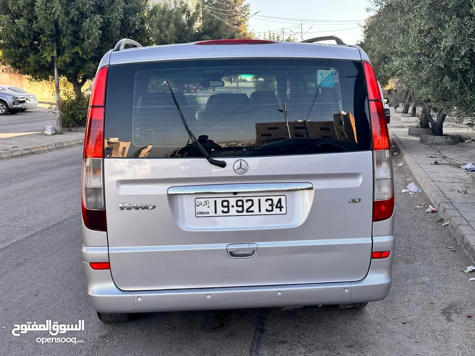 باص مرسيدس فيانو 2007 بنزين 7 ركاب VIP فل مسكر مع فتحة ترخيص سنة