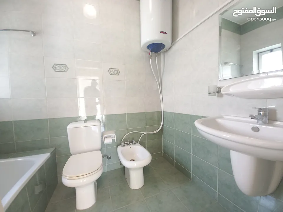 Unfurnished Apartment For Rent In Deir Ghbar  ( Property 34720 )-174813150