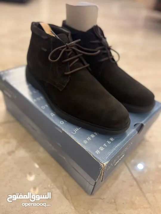 شوز geox  جديد سايز 42 لون بني