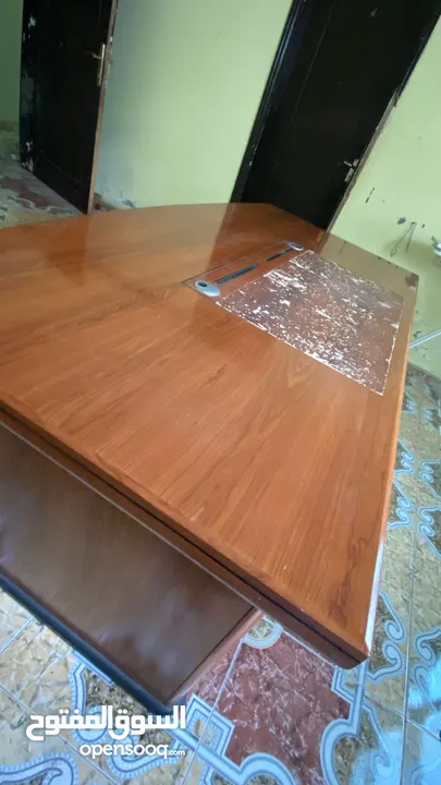 table good condition