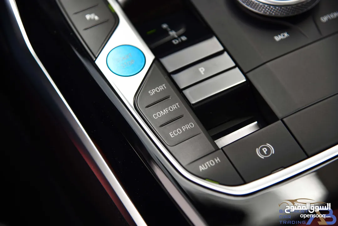 بي ام دبليو الفئة الثالثة i3 eDrive35L كهربائية بالكامل 2023 BMW i3 eDrive35L EV M Power Kit - Mid