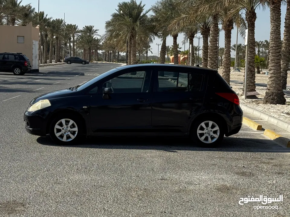 Nissan Tiida 2008 (Black)