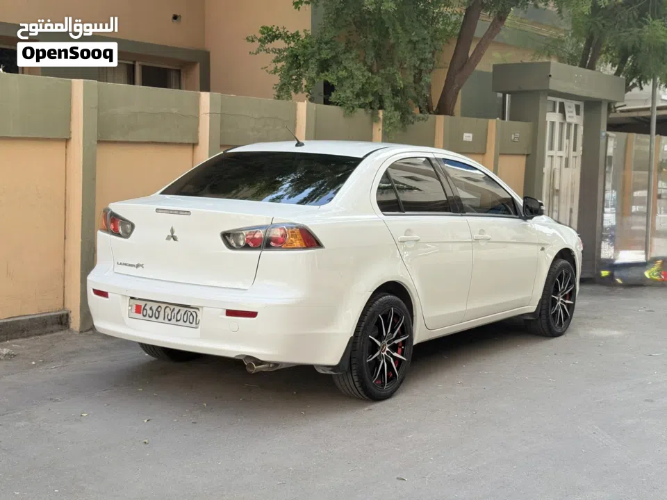 mitsubishi lancer ex 2016 model Zero accident vehicle