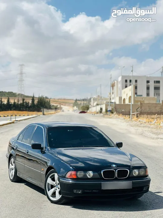 BMW موديل 1999 دب