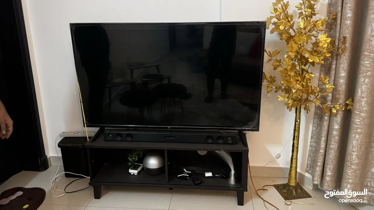 led tv with tv box and spaker
