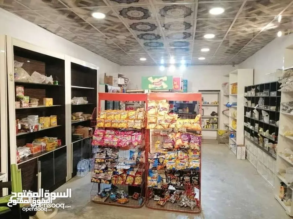 اثاث سوبر ماركت كامل مع مطاحن قهوة عدد 2 مطاحن القدس بحالة الوكاله