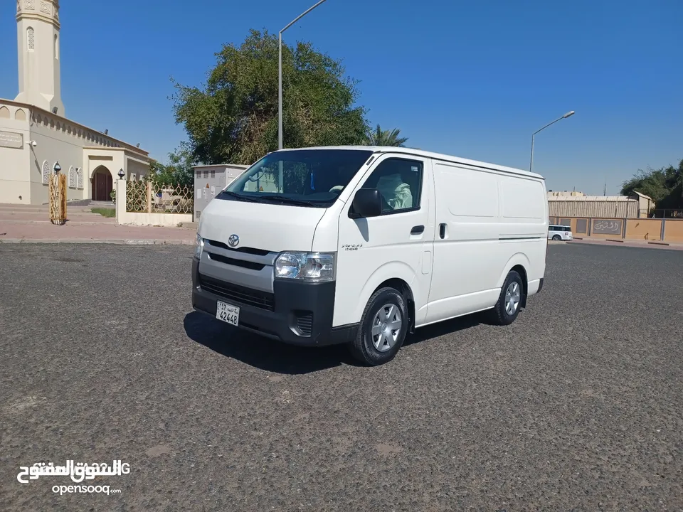 باص هايس بوكس مقفل 2018 hiace