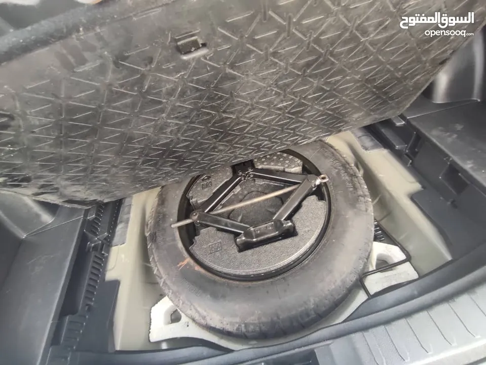 راف 4 2021 LE 4wd جات ذه اسبوع اتوماتيك ايصانص مافات ارقمت كاطعة 22000 الف كلم ا