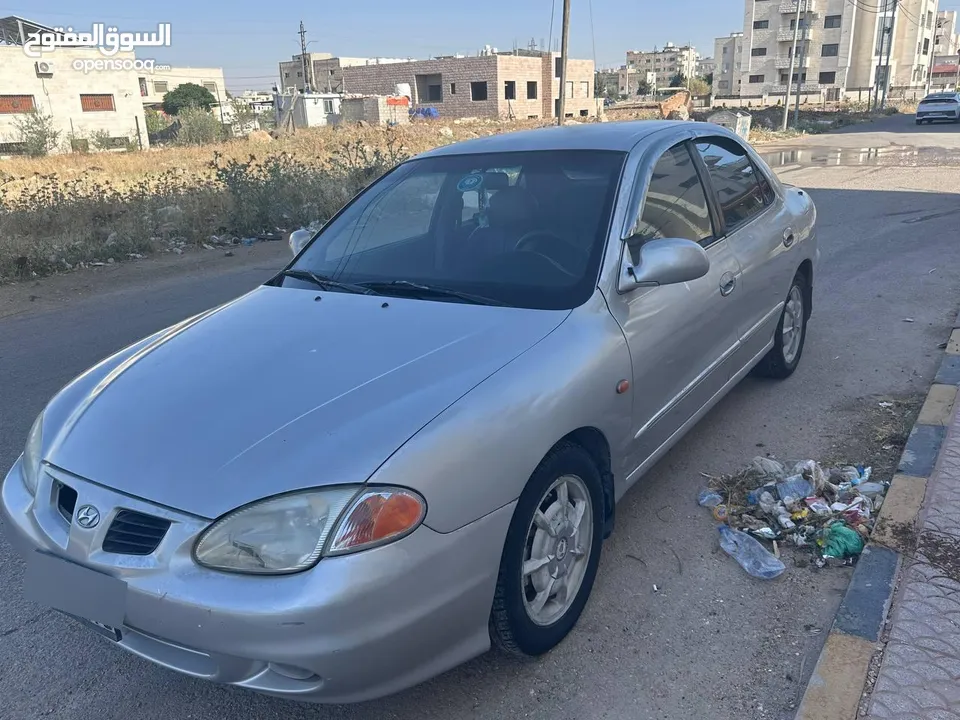 افانتي نيو موديل 2000 لون رمادي