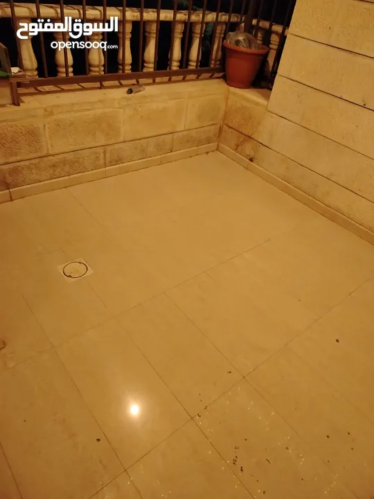 شقه فارغه للايجار الجبيهه الريان مقابل التعليم العالي