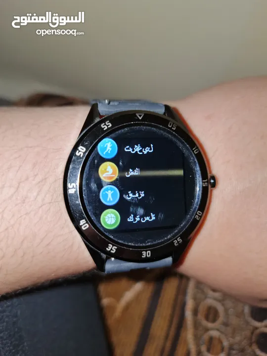 ساعه ذكيه بالصلاه على النبي مع كامل اغراضه يوجد خدمه توصيل