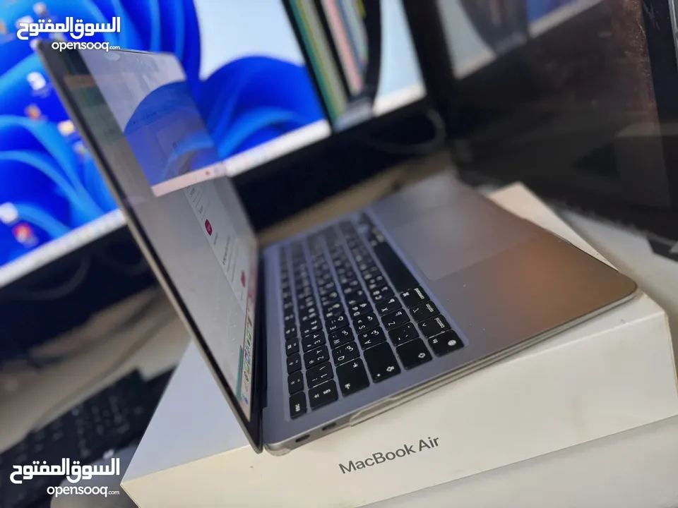 MACBOOK AIR - M1 بحالة ممتازة - مع جميع ملحقاته - 51 دورة شحن فقط