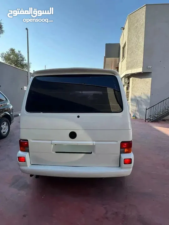 باص كرفيل موديل 2000
