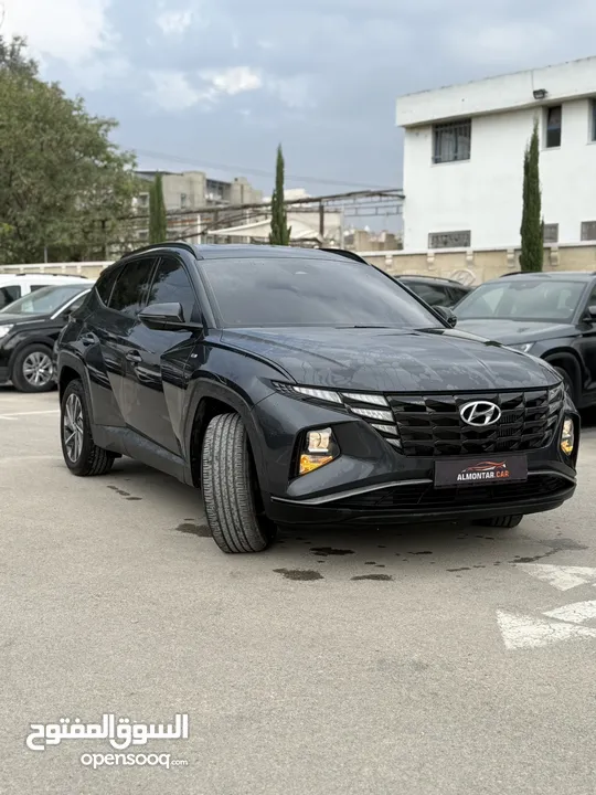 هونداي توسان ترخيص 2021 محرك 1600 بنزين+بطاريه مساعده دفع 4*2 جير أوتوماتيك 180 حصان