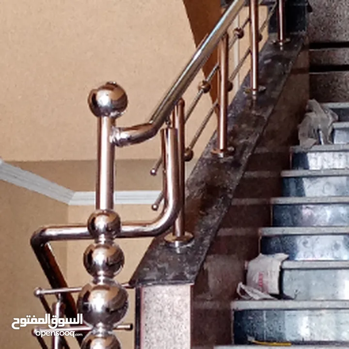 لطلب تلميع جميع انواع الاستانلس