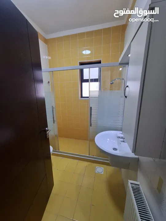 شقة مفروشة للإيجار  ( Property 42832 )-174916830