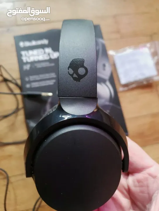 SKULLCANDY RIFF  - WIRED HEADPHONE IN EXCELLENT CONDITION