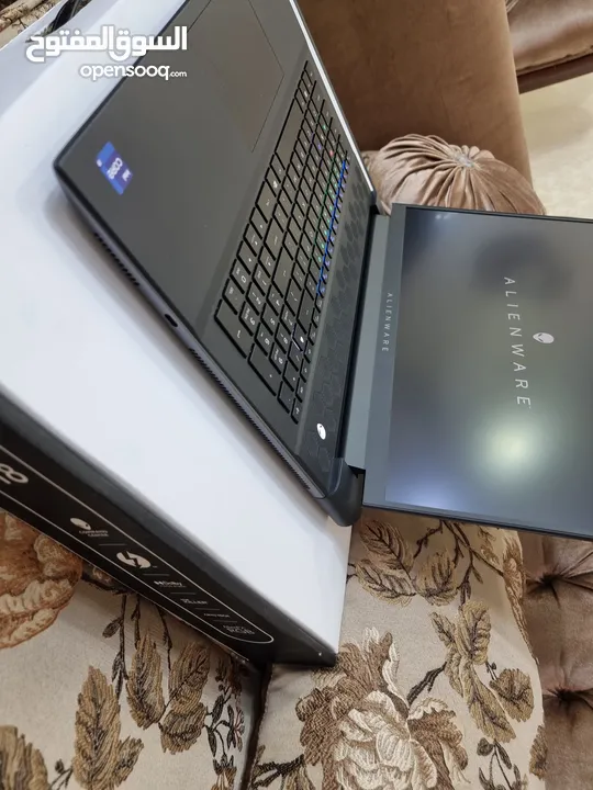 للبيع بسعر مغري ALIENWARE M18 R2