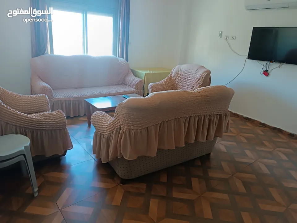 استديو مفروش للايجار لموظفات قريب من شركة جوال