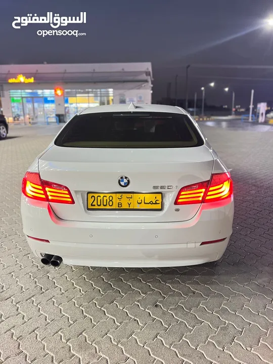 للبيع BMW 520i