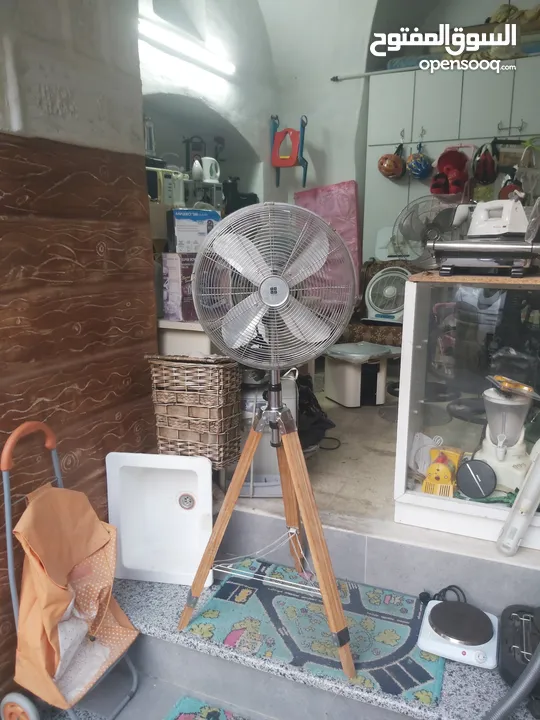 مروحه عامود حجم وسط مستعمله