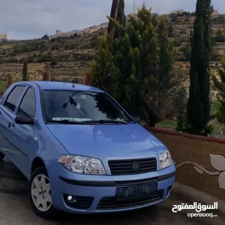 فيات بونتو 2005