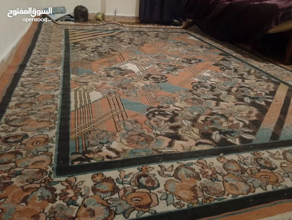 مجموعة اغراض للبيع