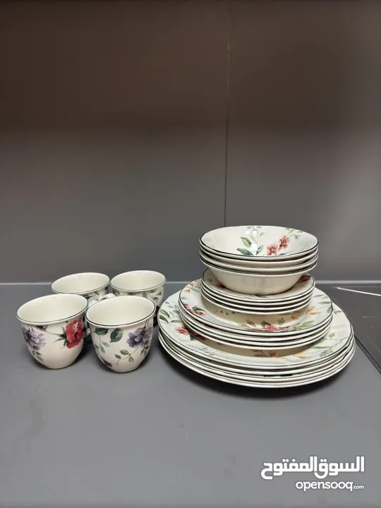 Dishes set of 20 طقم صحون