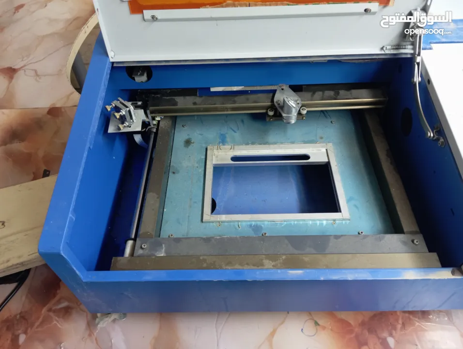 ماكنة سي إن سي الحفر على عل الخشب والمودة الاخر