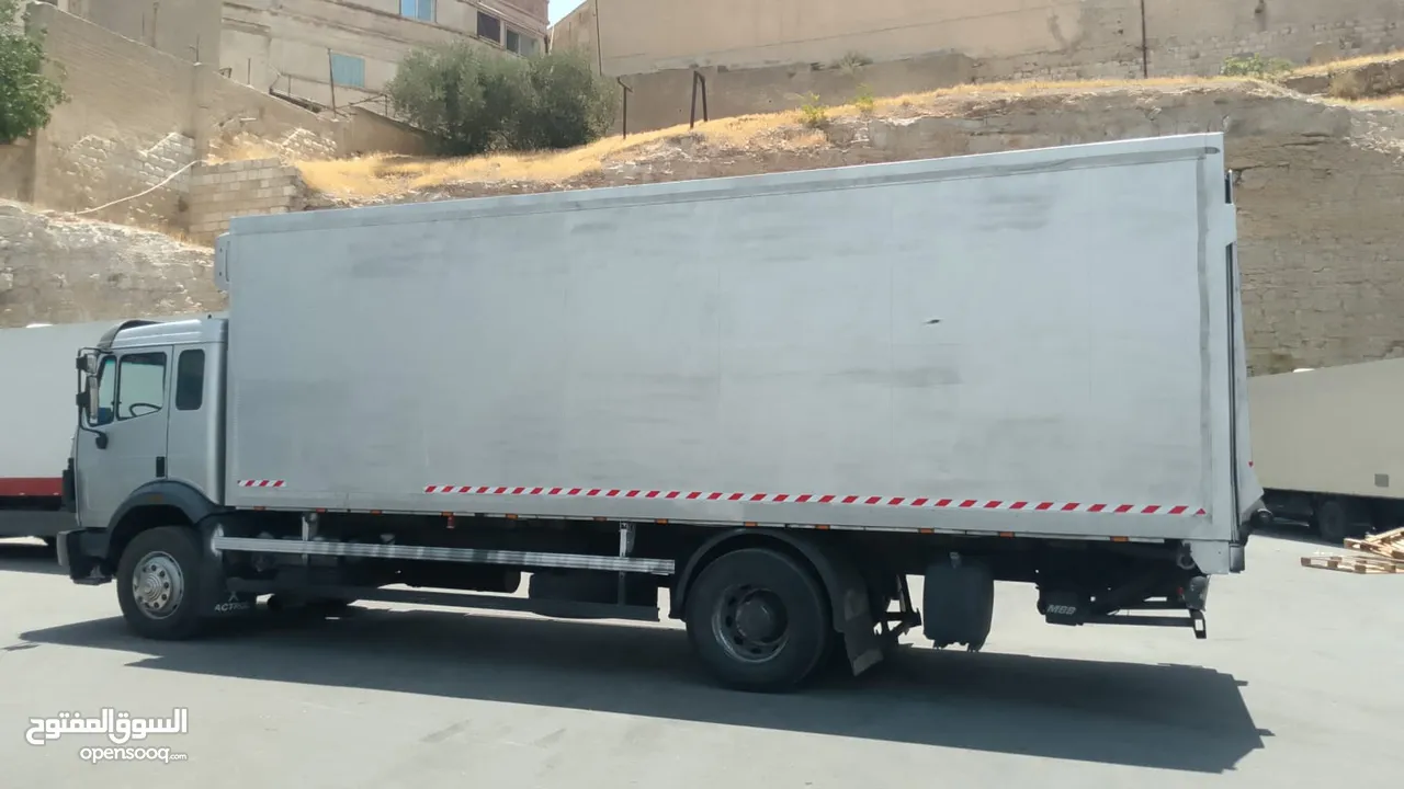 مرسيدس بريتشا ( اسكا )