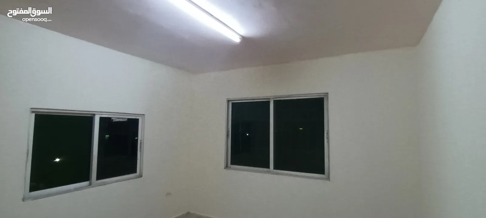شقه للايجار في القويسمه  جبل الحديد بقرب من مسجد أبو انشيش