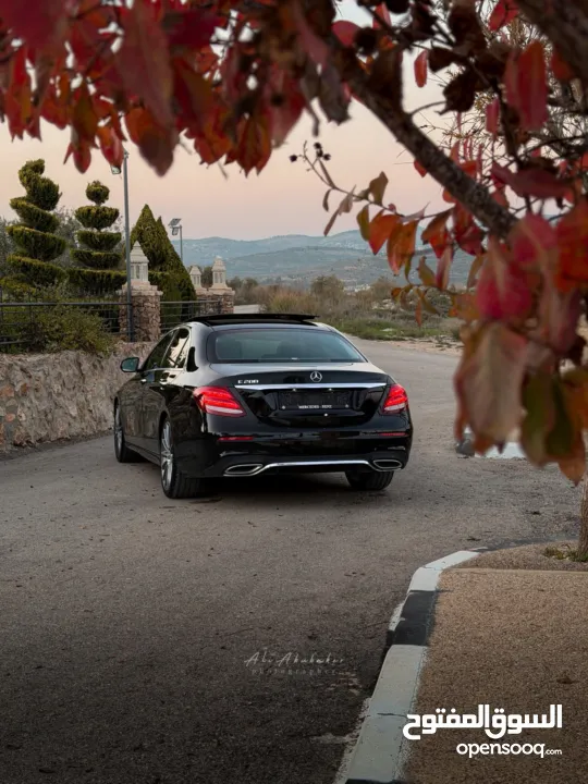 مرسيدس بنز E200 AMG موديل 2018 بالرخصه اصل برايفت عداد 100 الف يد 3 رخصه تامين سنه فحص فوق الممتاز