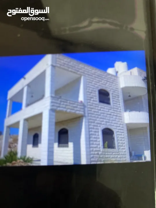 بيت نظام أمريكي طابقين
