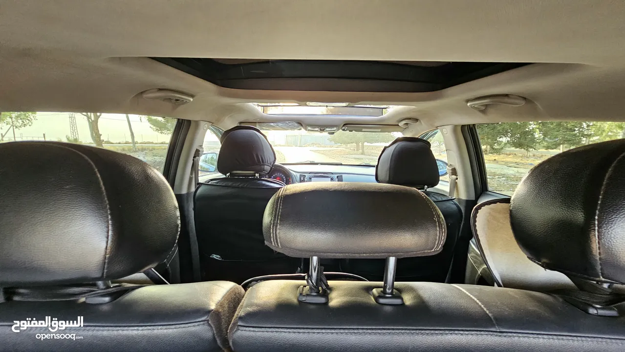 كيا سبورتاج موديل 2012