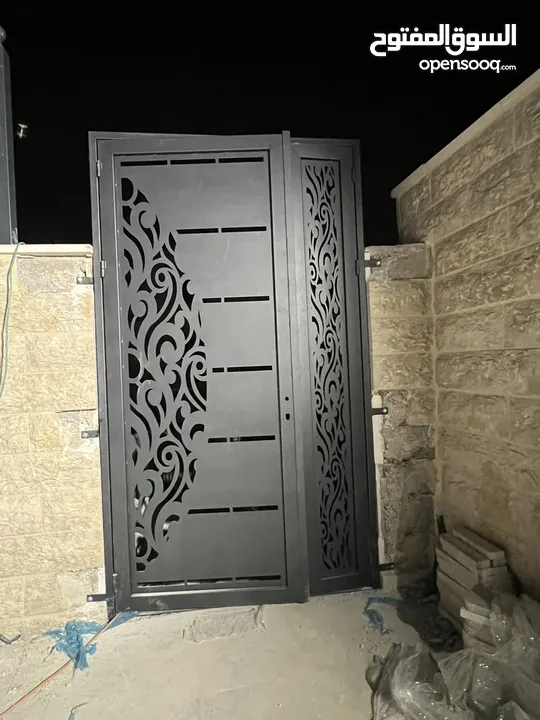 حديد دربزينات بوابات حمايات درج معادن ابواب لحام