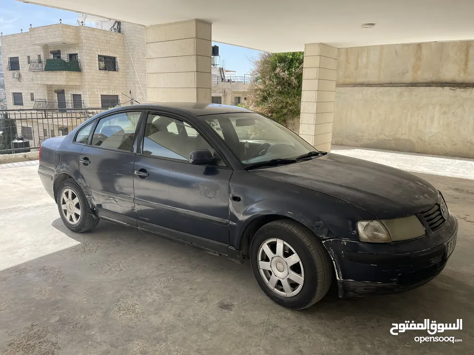 باسات 98 لون كحلي 1800 بنزين جير عادي