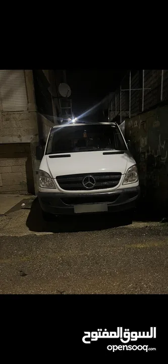 مرسيدس بنز 518