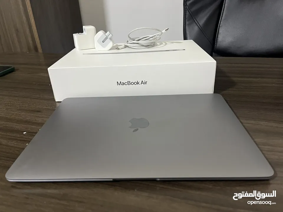 13-inch MacBook Air: Apple M1 chip with 8-core CPU and 7-core GPU, 128GB - Silver