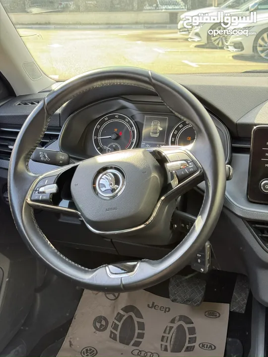 سكودا كاميك ترخيص 2020 محرك 1000 بنزين جير أوتوماتيك 115 حصان