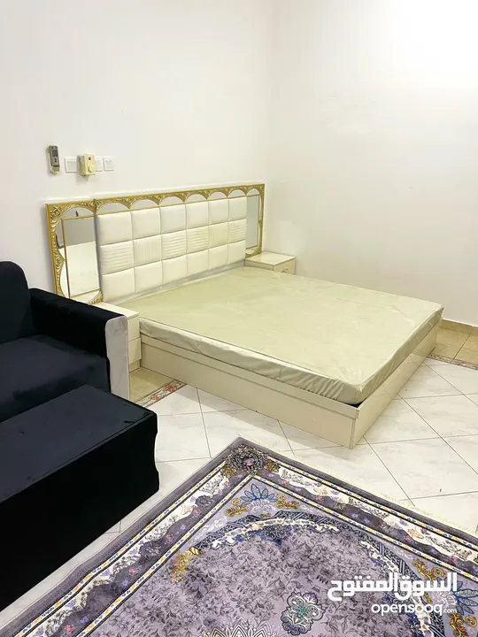 لدينا استديوهات مفروشه العذيبه والغبره الشماليه و الجنوبيه شامله الفواتير والصيانه Furnished studios