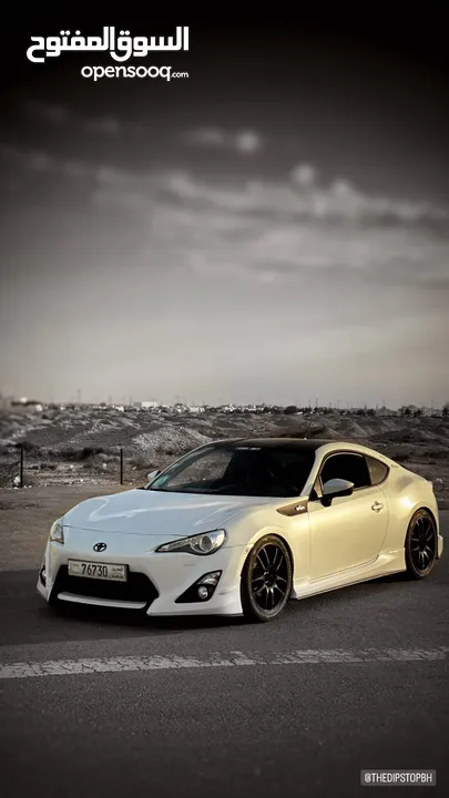 2014 Toyota GT86 (Pearl White)