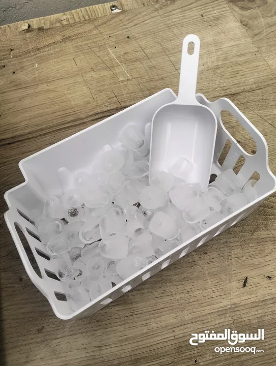 للبيع ice maker بحالة ممتازة جدا ماركة ناشيونال وسريعة التحضير تستخدم في البيوت والمطاعم والكافيهات.