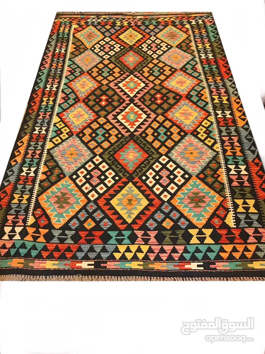 Handmade woolen rugs سجاد صوف مصنوع يدويا